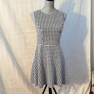 Chaps Black and White Herringbone Houndstooth A-Line Dress Size: 6P